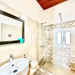 Villa Thespina With Private Pool By Dadovillas Apraos
