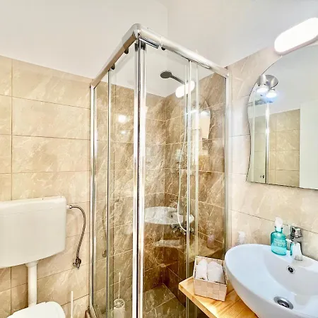 Thespina With Private Pool By Dadovillas